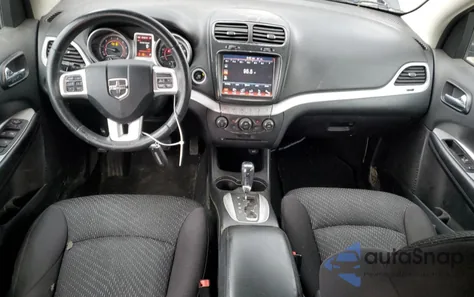 2014 Dodge Journey Sxt z USA, uszkodzony, nr VIN 3C4PDDBG3ET135715